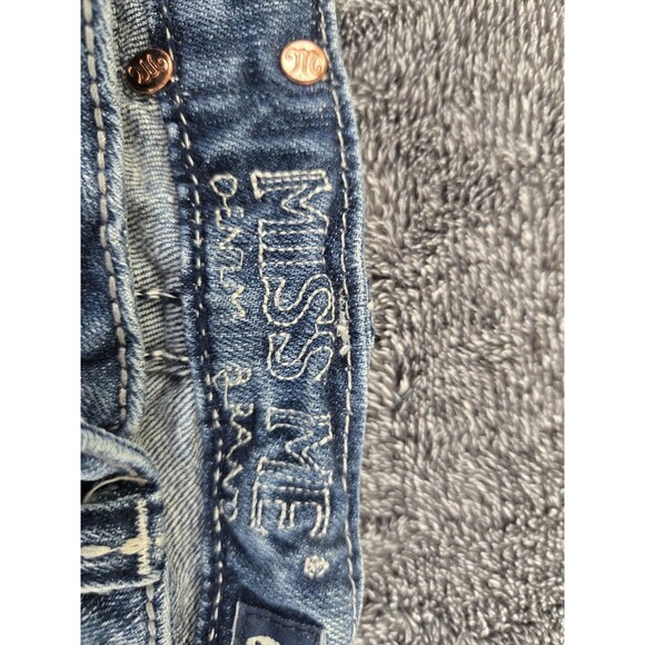 Miss Me Girls Denim Distressed Embroidered Jean Shorts Size 14 - Picture 7 of 11